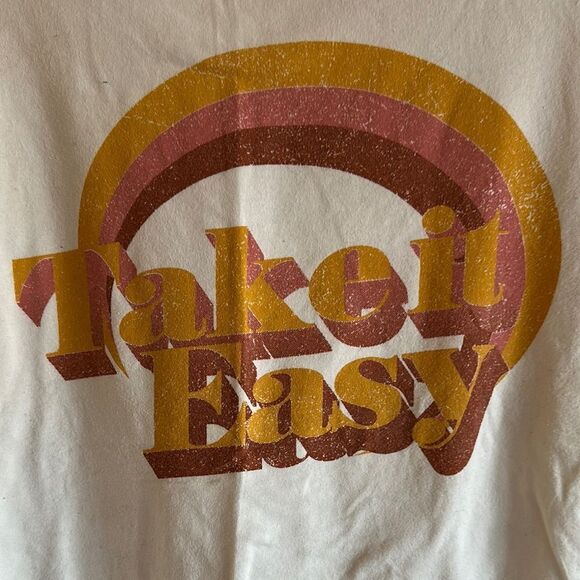 Tres Bien White and Yellow Short Sleeve Tee with Retro Graphic Design - Picture 3 of 4